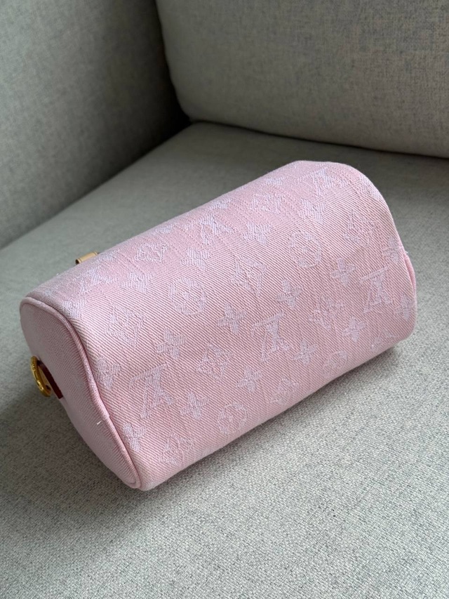 Джинсы 22996308