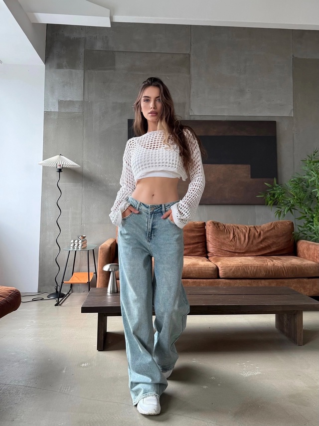 Джинсы 22996192