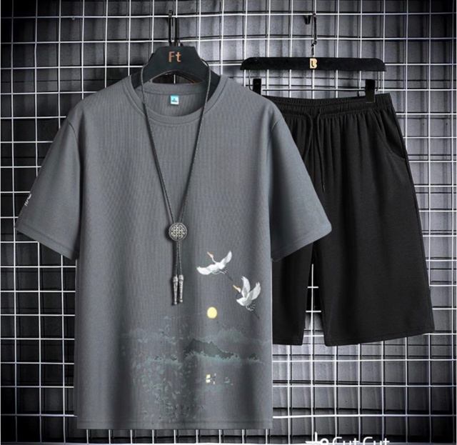 Спортивный костюм 22997079