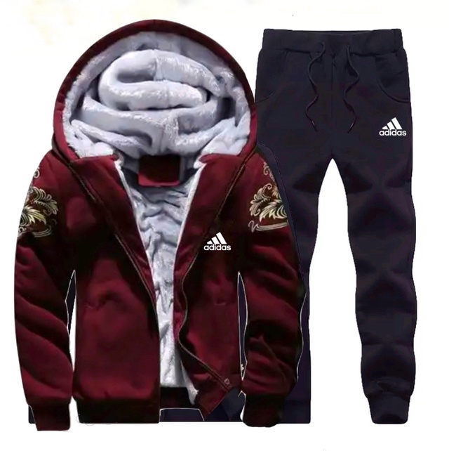 Спортивный костюм 22997390