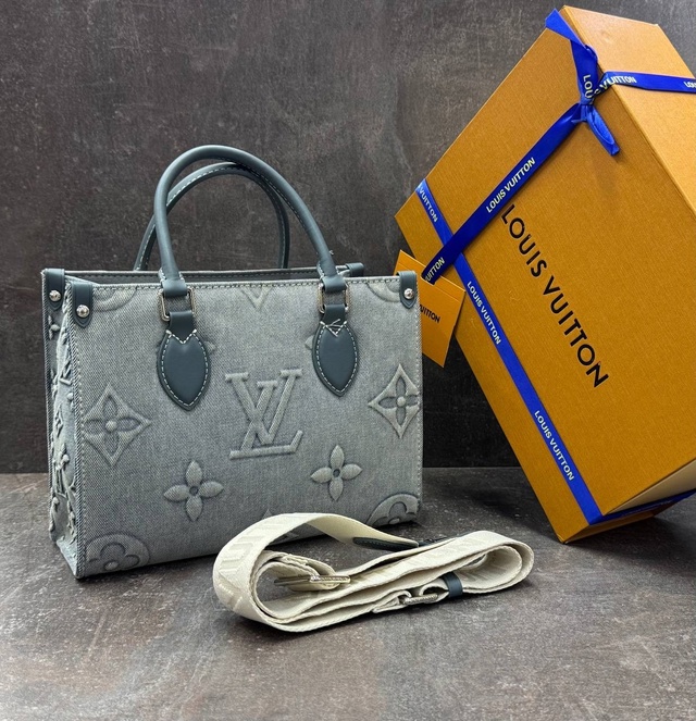 Джинсы 22997087