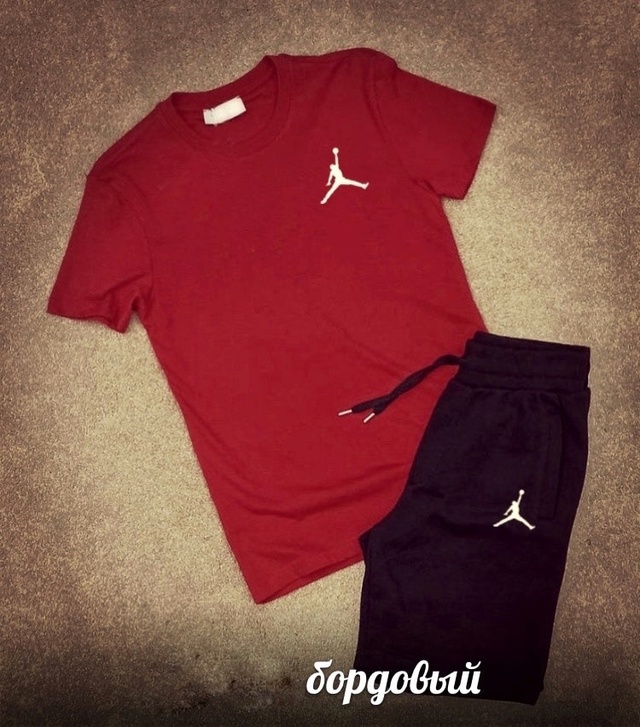 Спортивный костюм 22996648