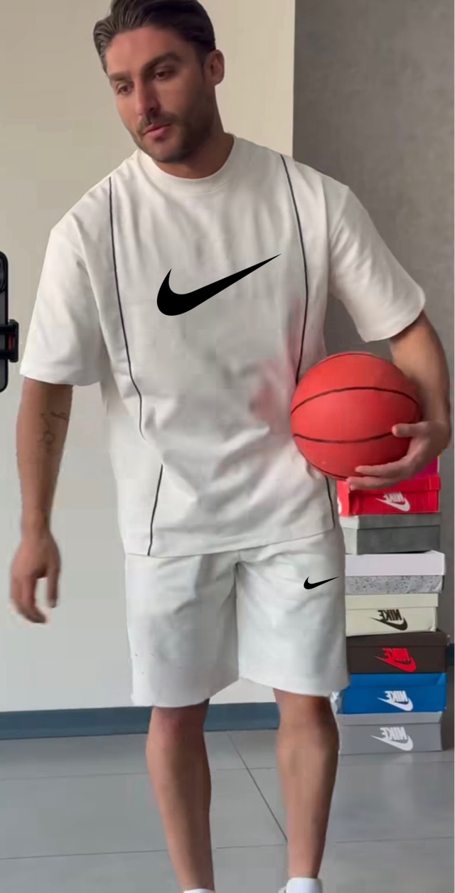 Спортивный костюм 23001175