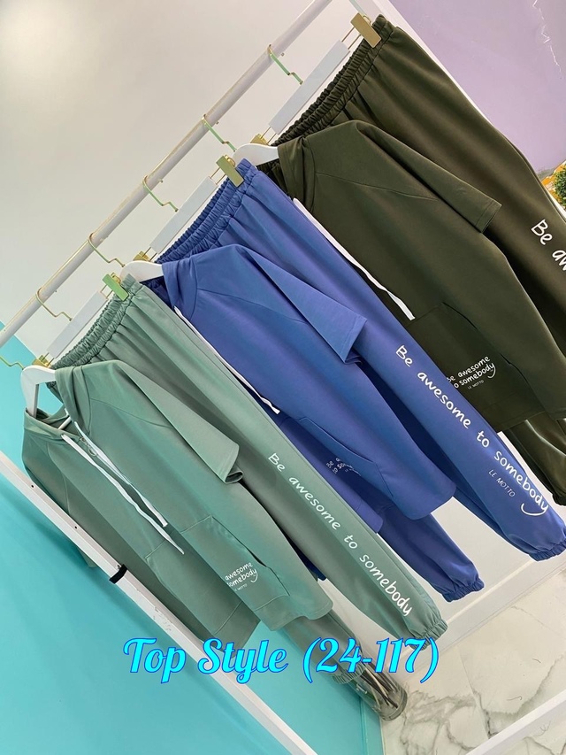 Спортивный костюм 23009317