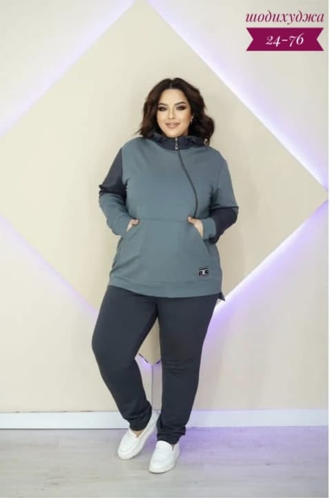 Спортивный костюм 23008445