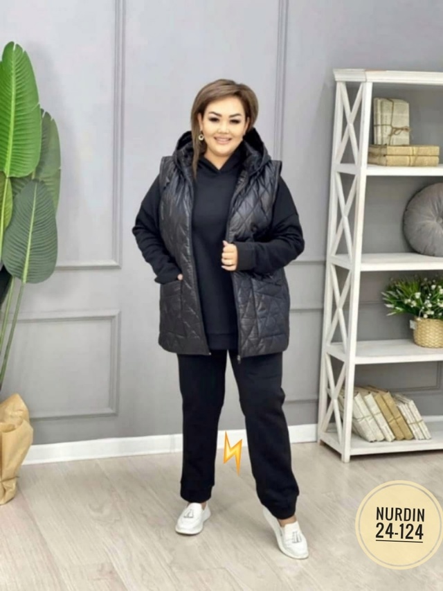 Спортивный костюм 23009323