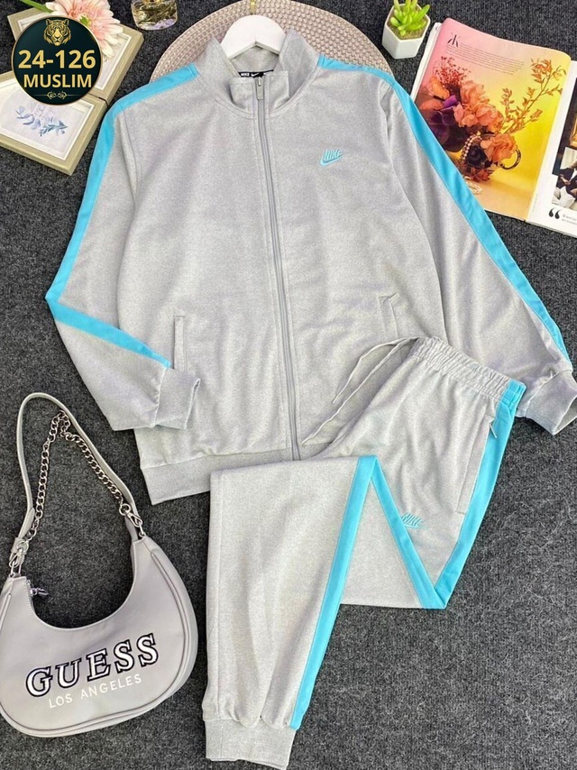 Спортивный костюм 23008069