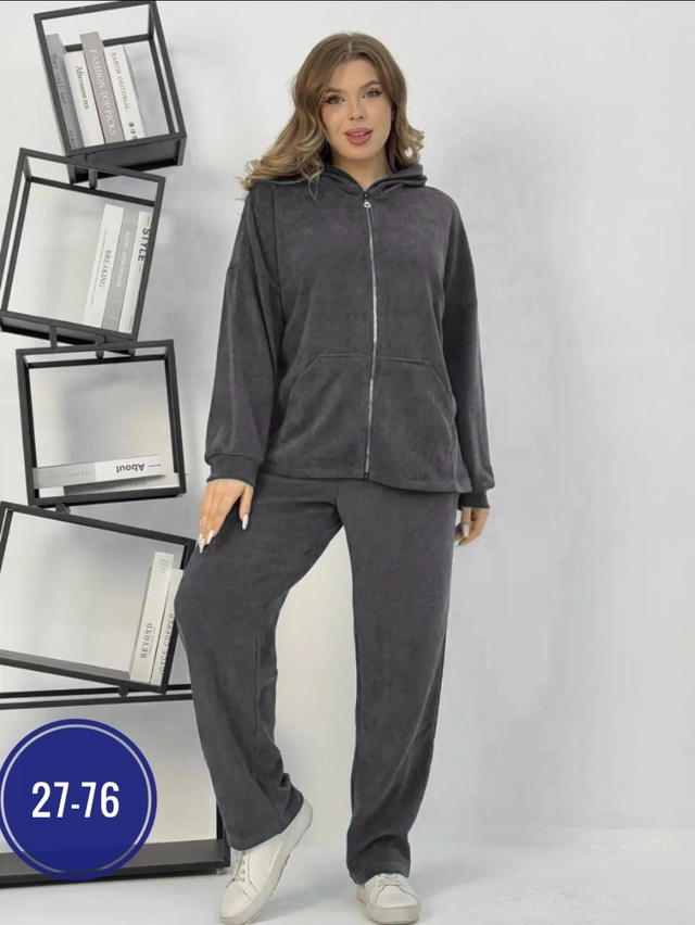 Спортивный костюм 23009857