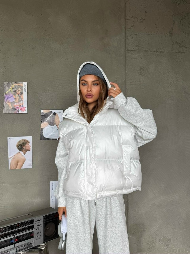 Спортивный костюм 23019654