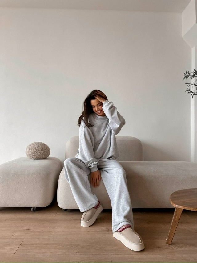 Спортивный костюм 23022652