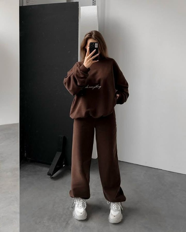 Спортивный костюм 23022652