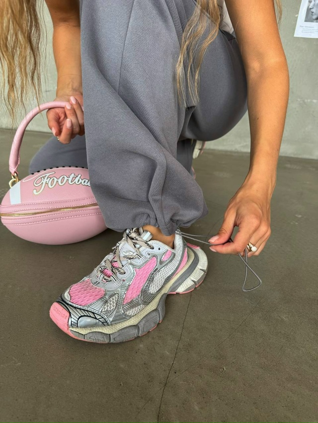 Спортивные брюки 23023747