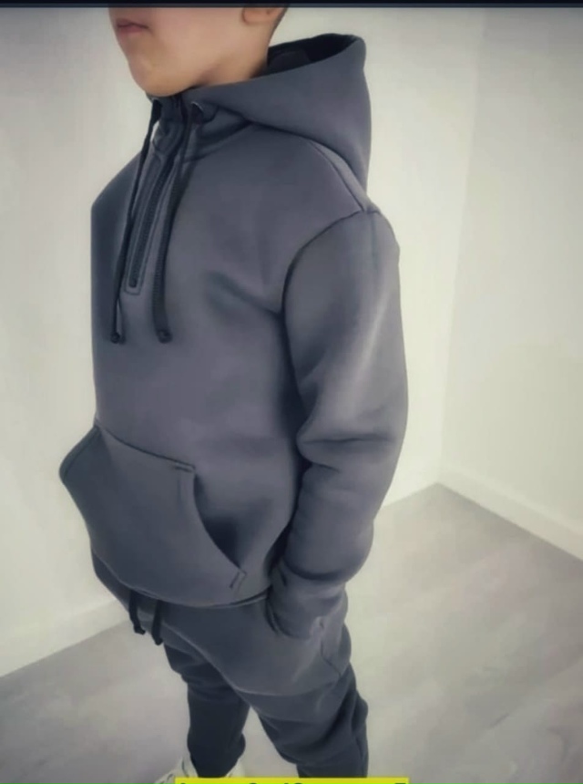 Спортивный костюм 23023978