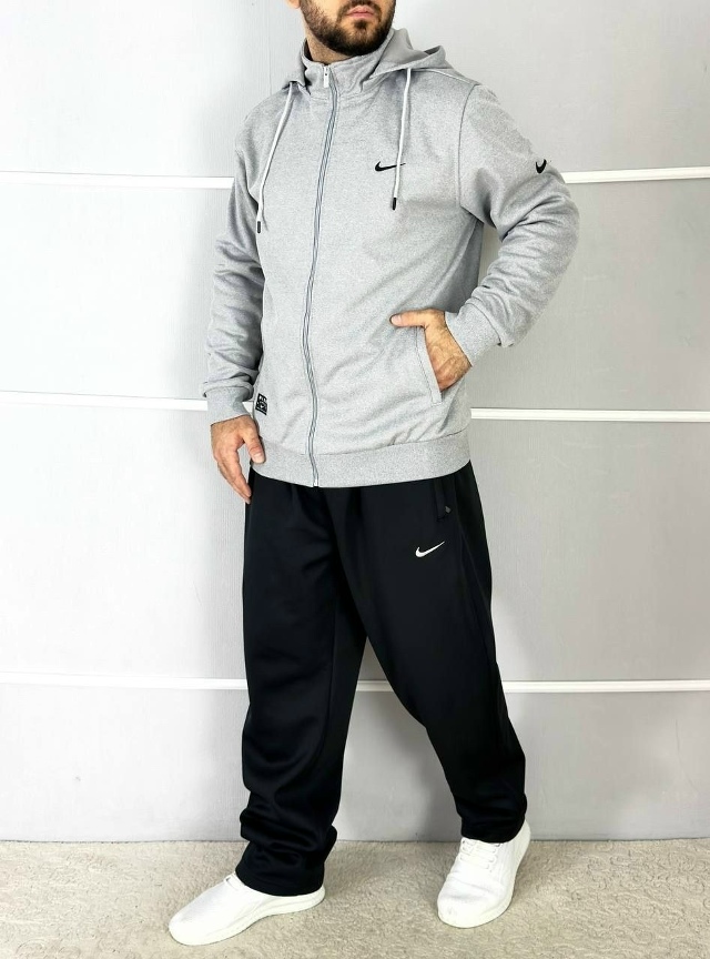 Спортивный костюм 23026043