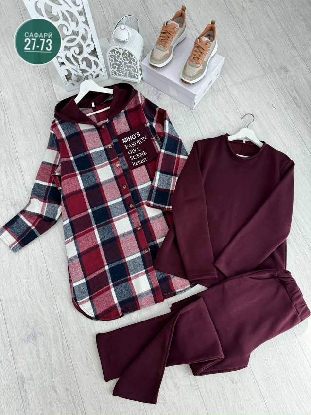 Спортивный костюм 23027265