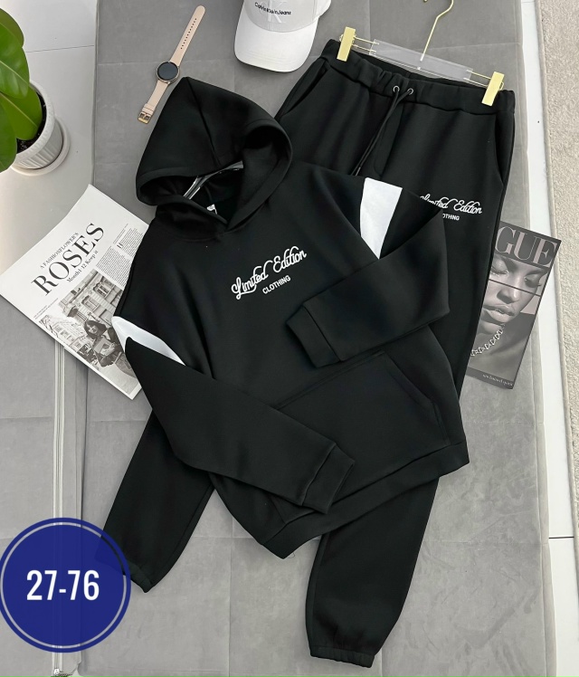 Спортивный костюм 23027607