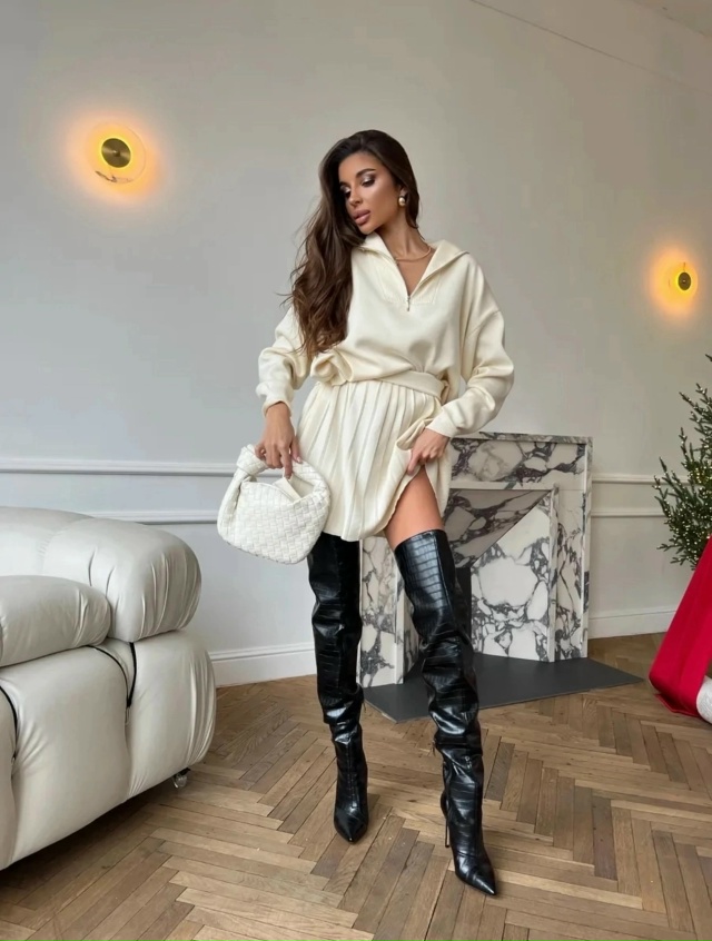 Костюм 23030061