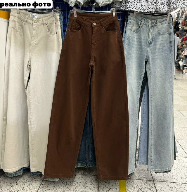 Джинсы 23030695