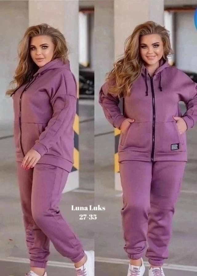 Спортивный костюм 23030858