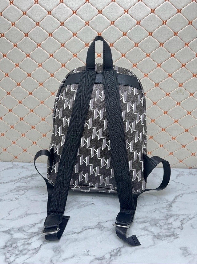 Рюкзак 23032967