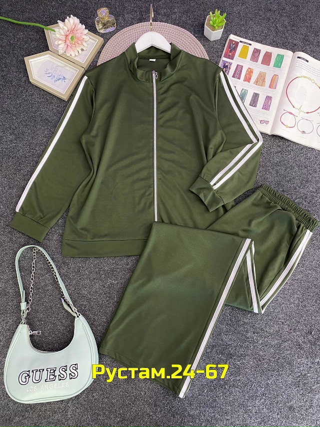 Спортивный костюм 23039486