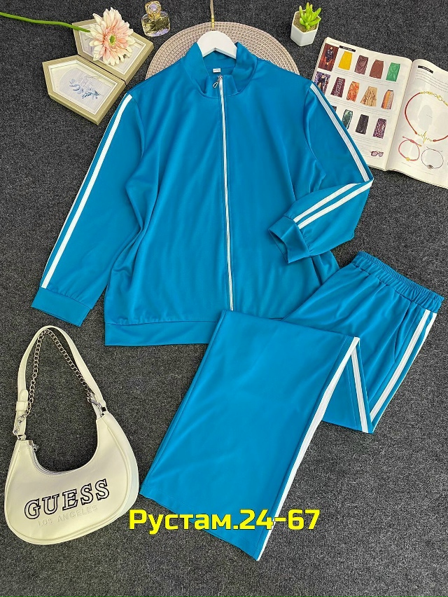 Спортивный костюм 23039486