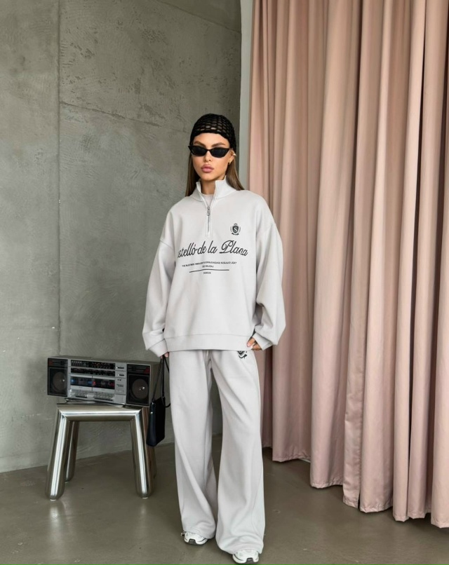 Спортивный костюм 23039706