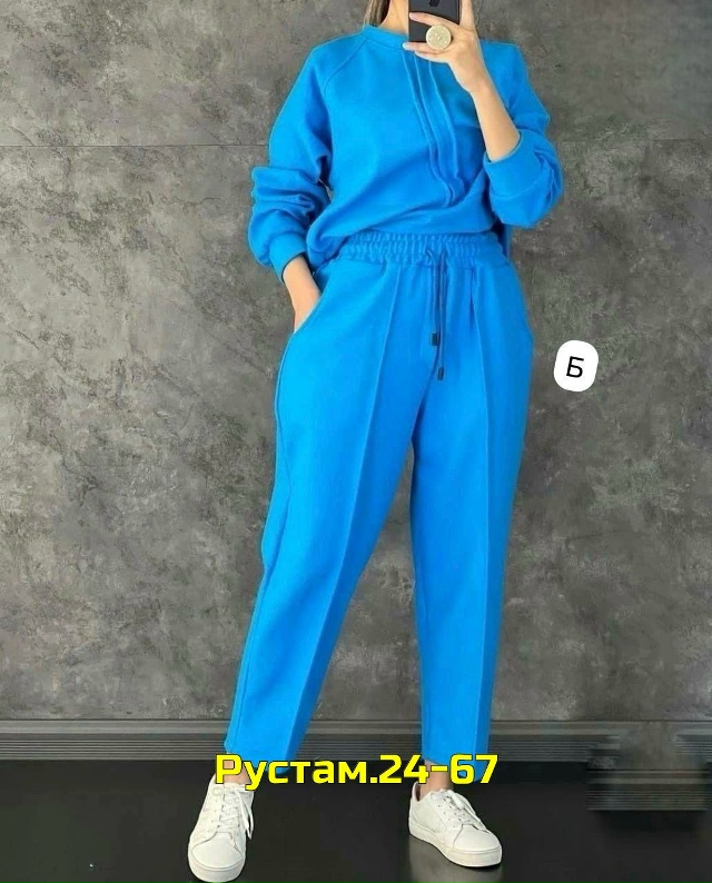 Спортивный костюм 23040907