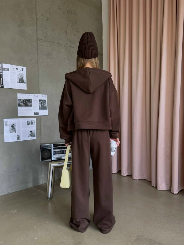 Спортивный костюм 23041601