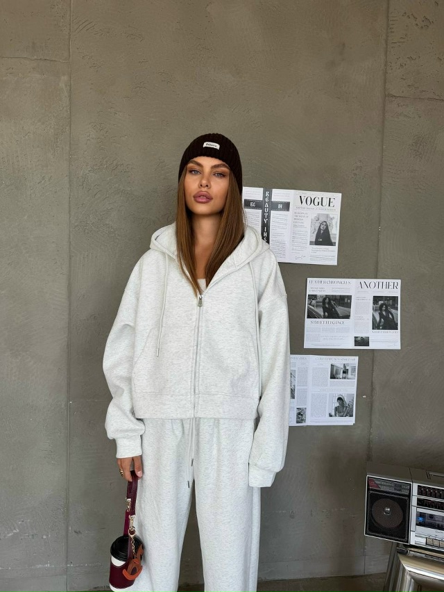 Спортивный костюм 23041602