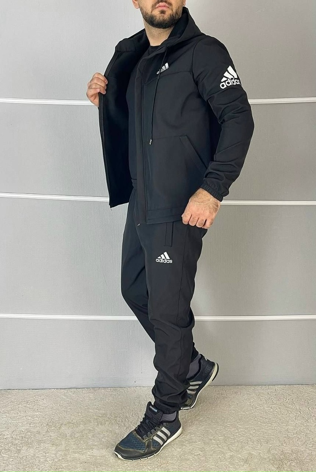 Спортивный костюм 23043369