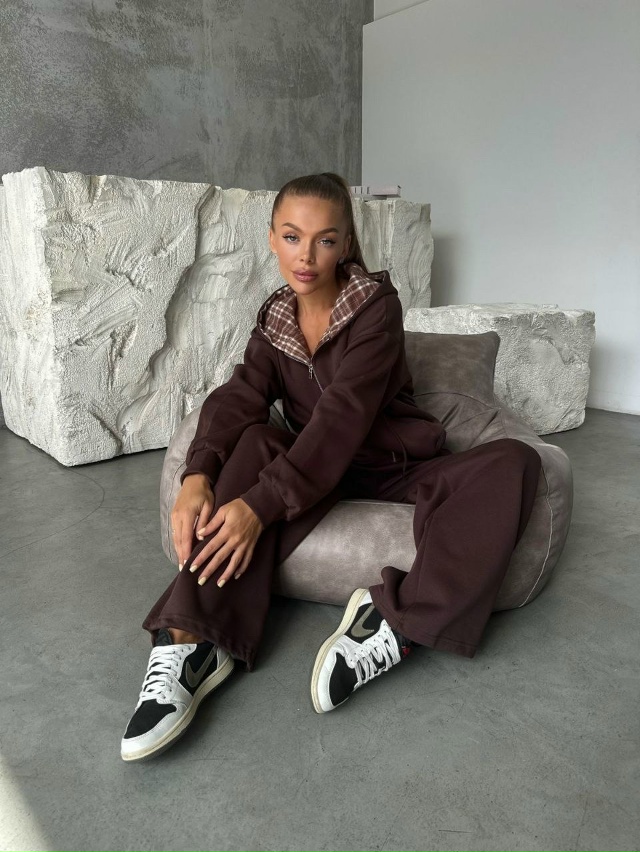 Костюм 23045925