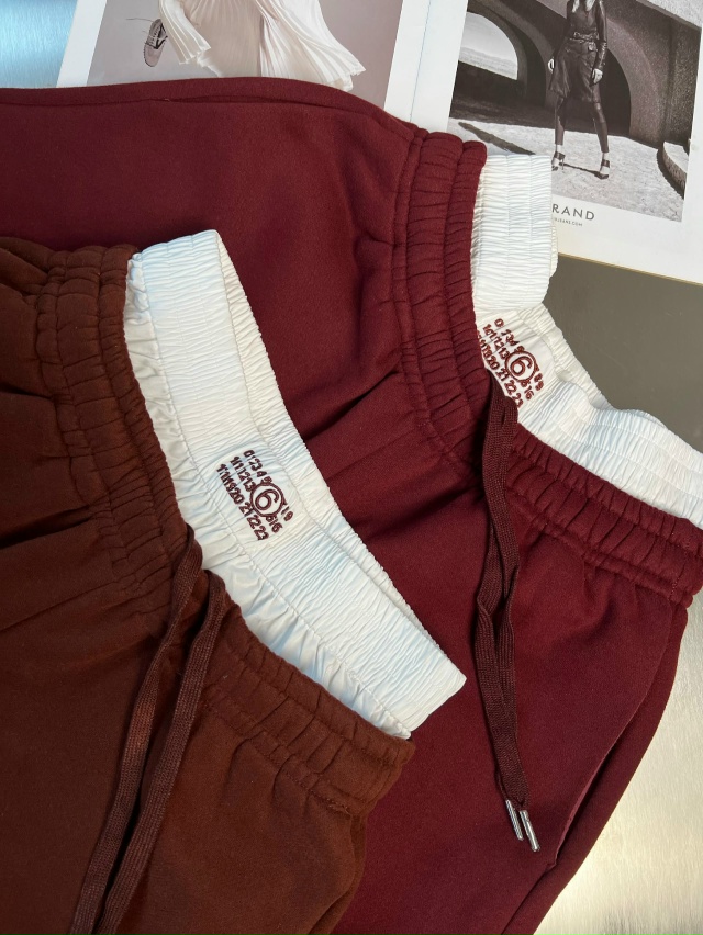 Костюм 23047529