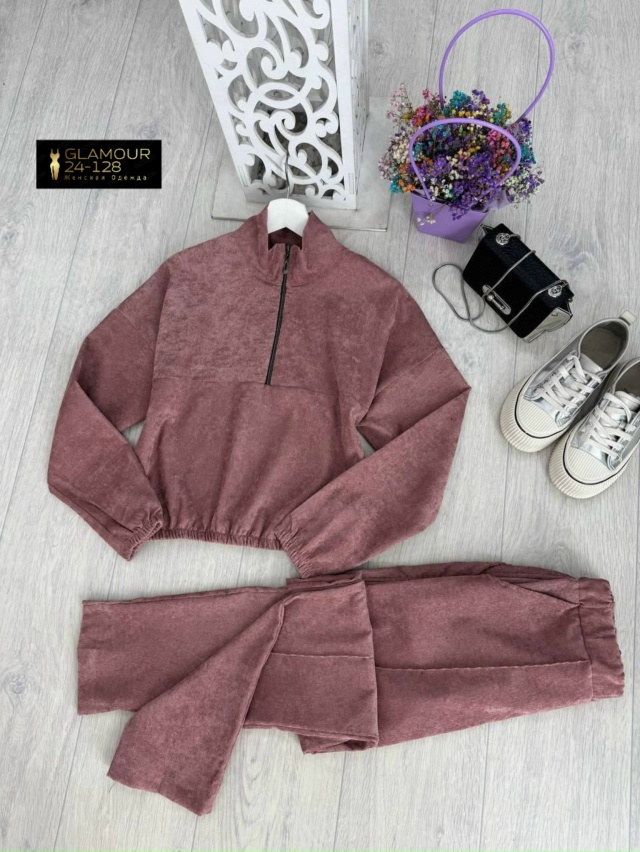 Спортивный костюм 23051825