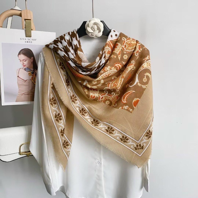 Платок 23061881