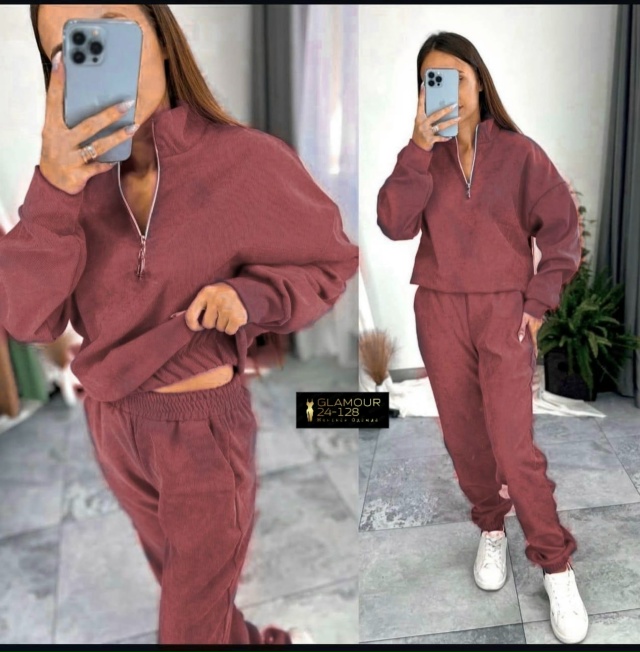 Спортивный костюм 23063634