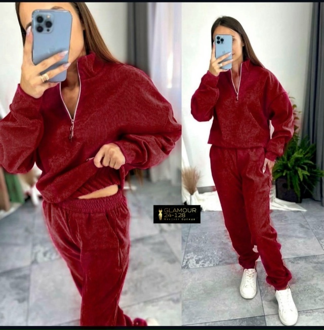 Спортивный костюм 23063634