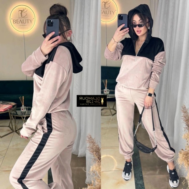 Спортивный костюм 23064707