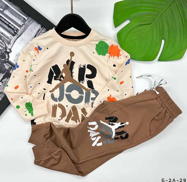 Спортивный костюм 23066791