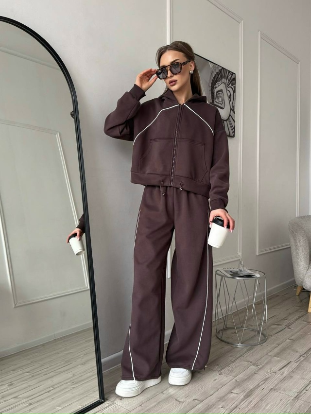 Спортивный костюм 23065400