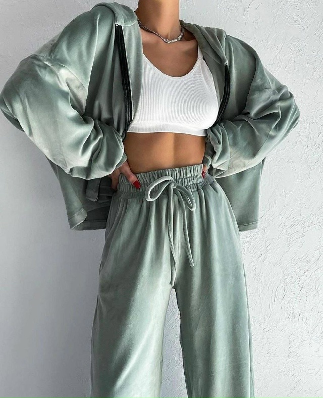 Спортивный костюм 23071223