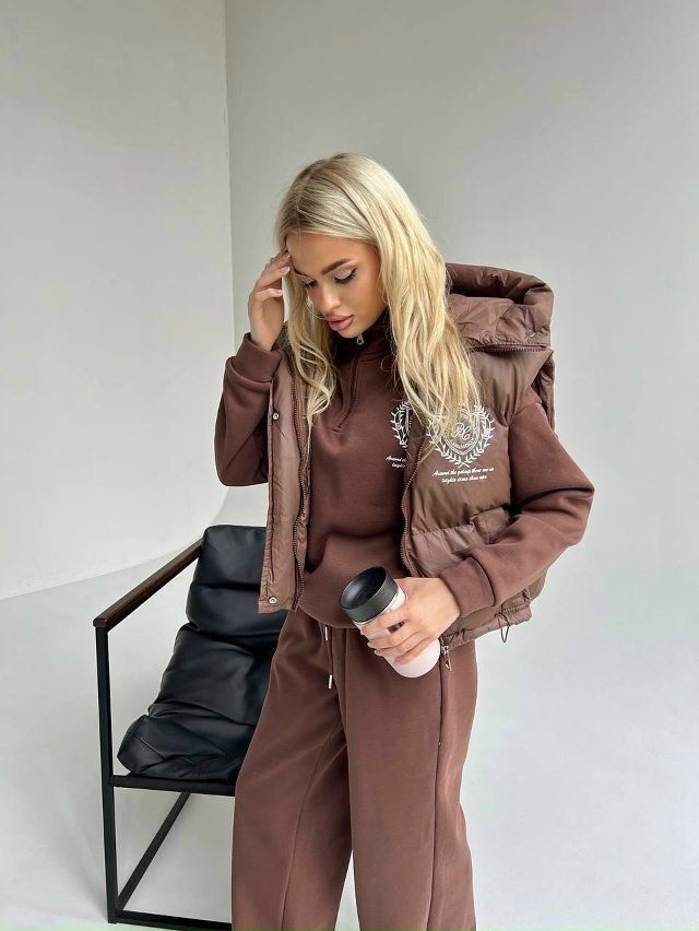 Спортивный костюм 23073112