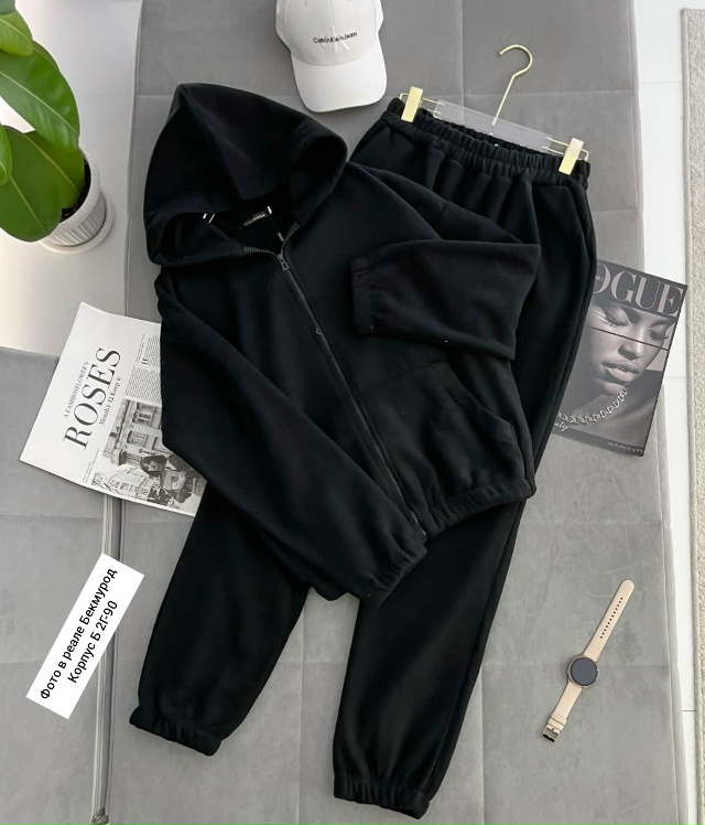 Спортивный костюм 23073972