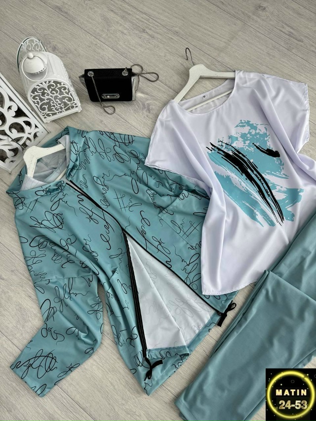 Спортивный костюм 23076612