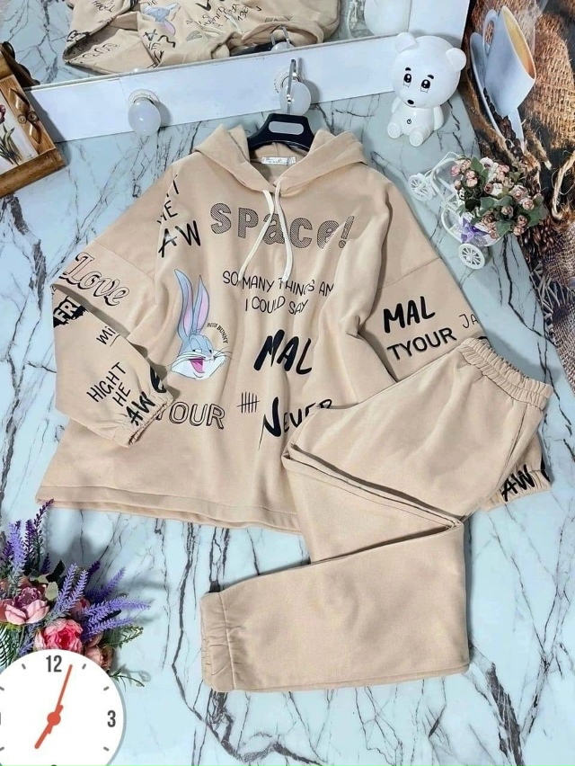 Спортивный костюм 23076295