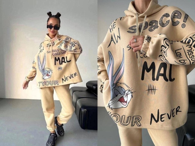 Спортивный костюм 23076295