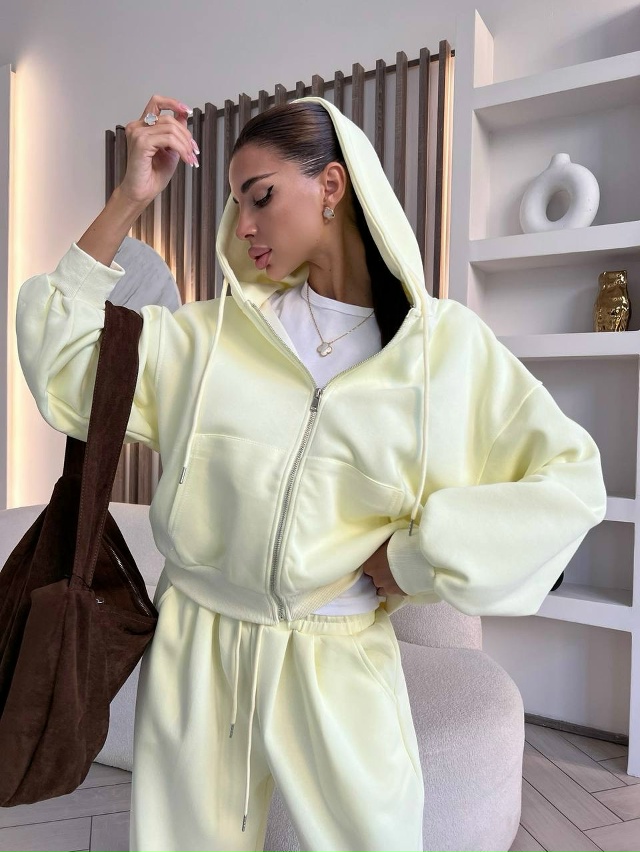 Костюм 23077147