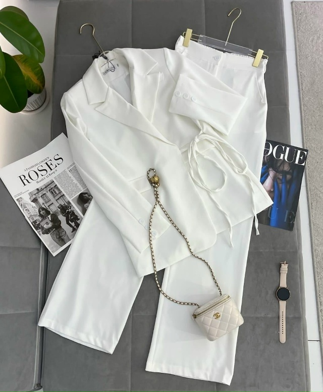 Костюм 23081049