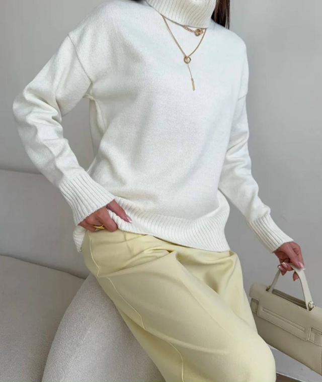 Свитер 23082191