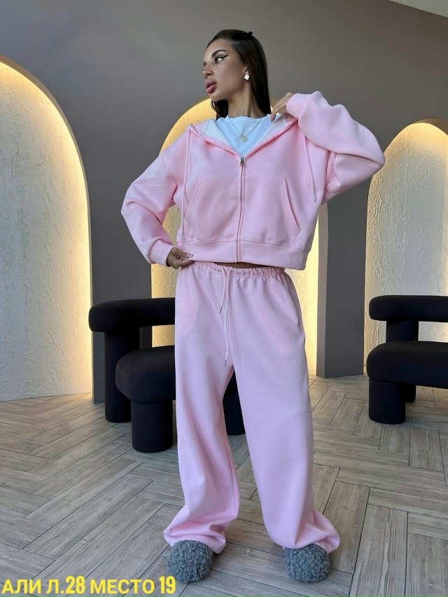 Спортивный костюм 23081568